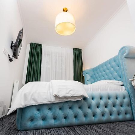 Apartament Carolyne Bistriţa Eksteriør bilde