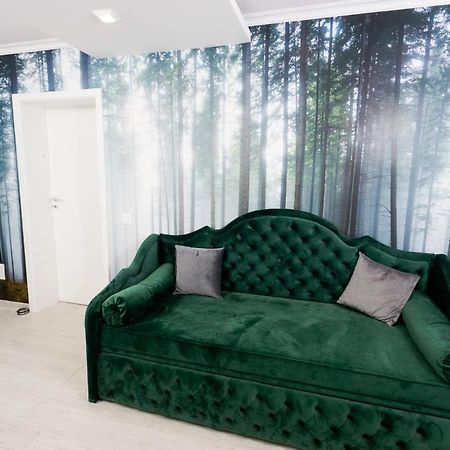 Apartament Carolyne Bistriţa Eksteriør bilde