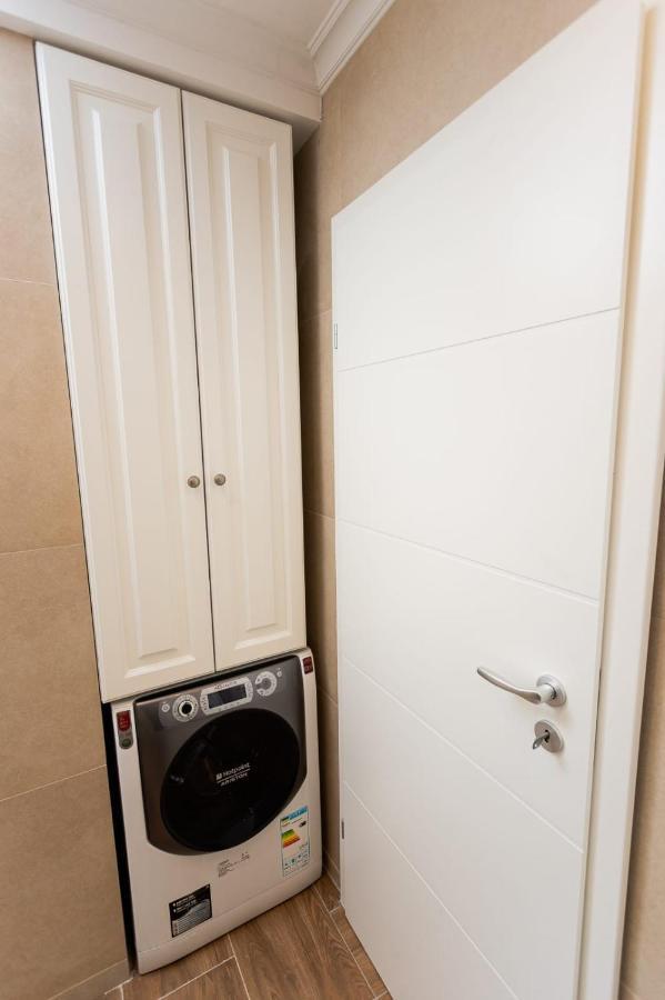 Apartament Carolyne Bistriţa Eksteriør bilde
